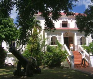 Das Sunbury-Plantation-Haus spiegelt das Leben der reichen Plantagenbesitzer wider.
